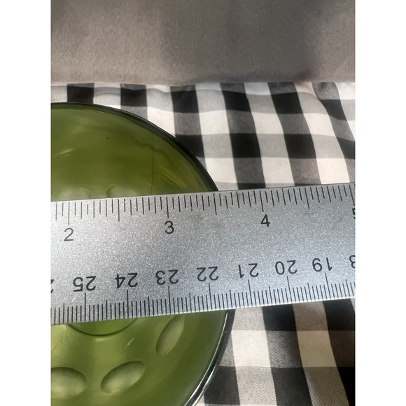 VTG Indiana Glass Thumbprint Frosted Avocado Satin Green Goblet Glass 6x3 (2570) - Picture 8 of 8